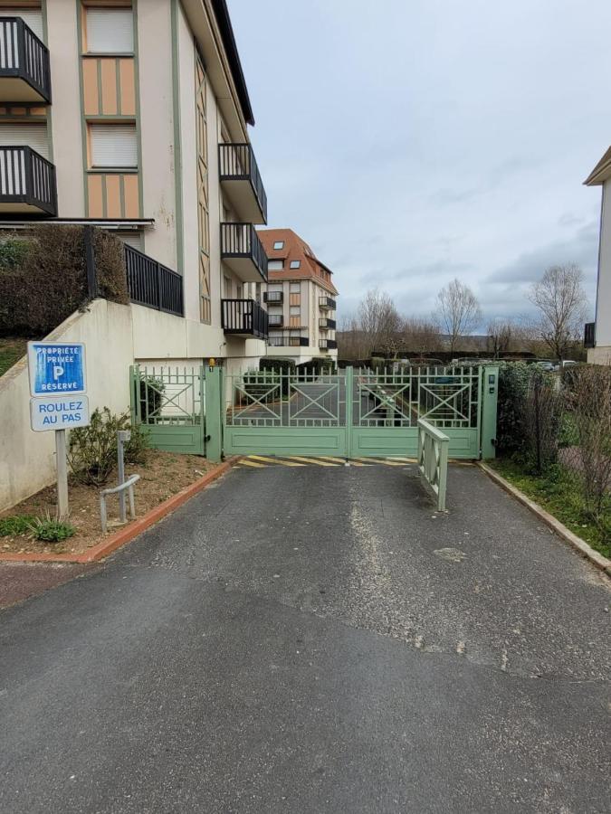 "Mon Evidence!" Magnifique Appartement Vue Mer Et Acces Direct A La Plage Villers-sur-Mer Kültér fotó