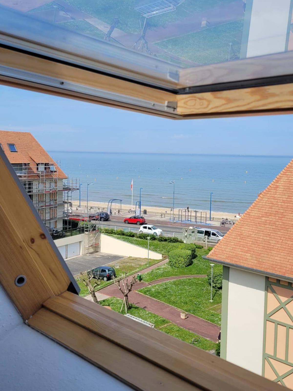 "Mon Evidence!" Magnifique Appartement Vue Mer Et Acces Direct A La Plage Villers-sur-Mer Kültér fotó